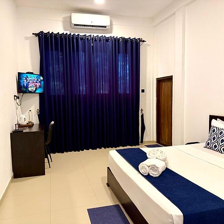 אנוראדפורה Divine Villa מראה חיצוני תמונה
