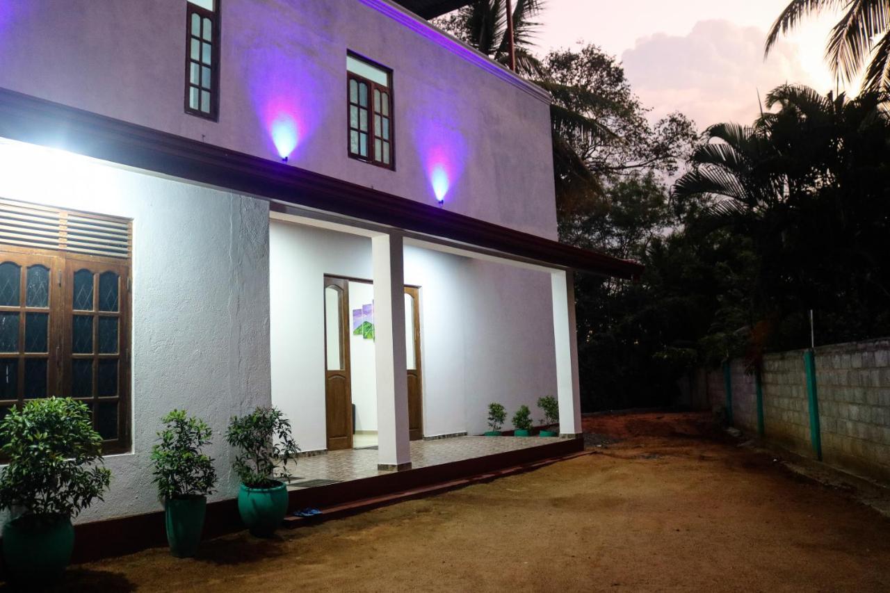 אנוראדפורה Divine Villa מראה חיצוני תמונה